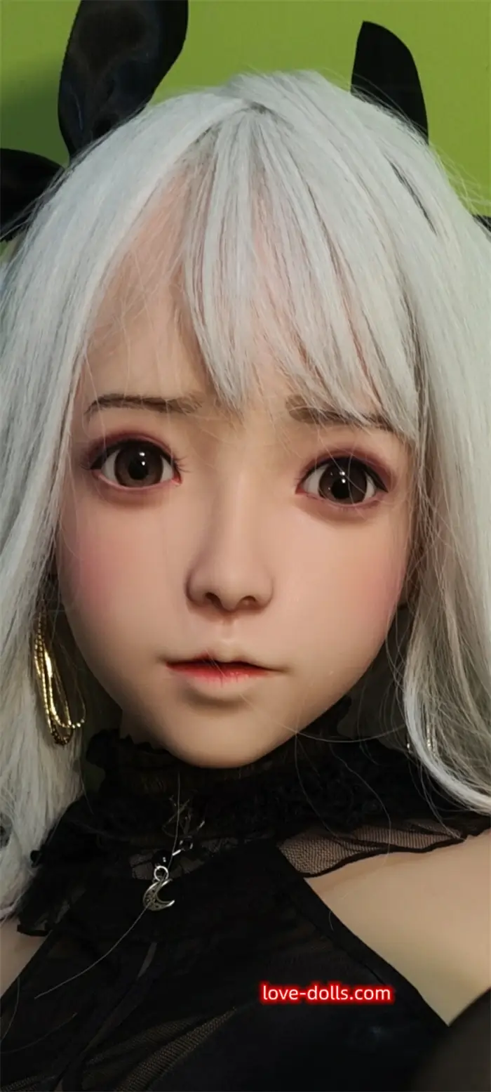 Shedoll Sex Doll Photography – A Beautiful Girl With White Hair Best